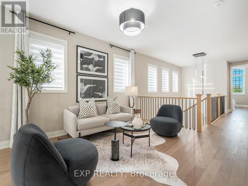 3144 Harasym Trail, Oakville, ON - Indoor Photo Showing Living Room