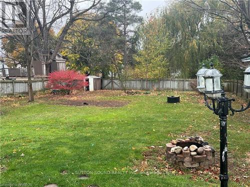 1578 9Th Avenue E, Owen Sound, ON - Outdoor With Backyard