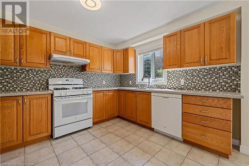 695 Wild Ginger Avenue Unit# A, Waterloo, ON - Indoor Photo Showing Kitchen With Double Sink