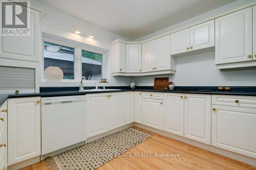 43 Bellamy Road S, Toronto, ON - Indoor Photo Showing Kitchen