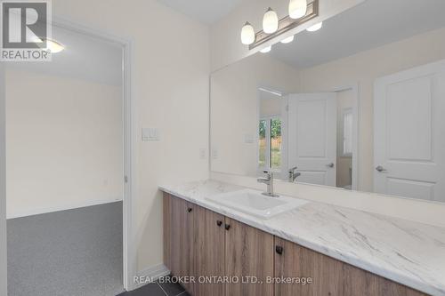 23 Calypso Avenue, Springwater, ON - Indoor Photo Showing Bathroom