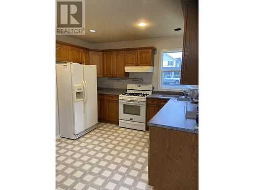 4211 Thomas Street, Terrace, BC - Indoor Photo Showing Kitchen