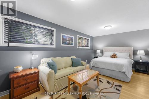 25 Lisbon Court, Wasaga Beach, ON - Indoor Photo Showing Bedroom