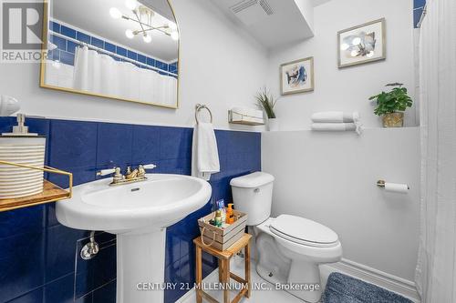 25 Lisbon Court, Wasaga Beach, ON - Indoor Photo Showing Bathroom