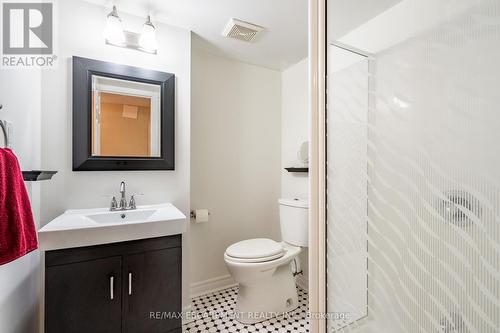 67 Golden Iris Crescent, Hamilton (Waterdown), ON - Indoor Photo Showing Bathroom