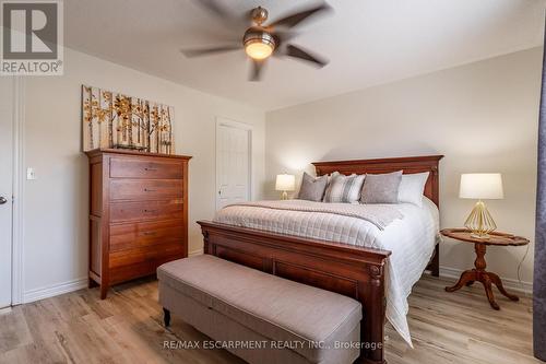 67 Golden Iris Crescent, Hamilton, ON - Indoor Photo Showing Bedroom