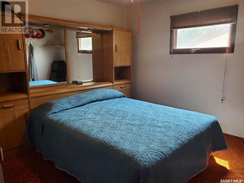 322 Lakeside Crescent, Coteau Beach, SK - Indoor Photo Showing Bedroom