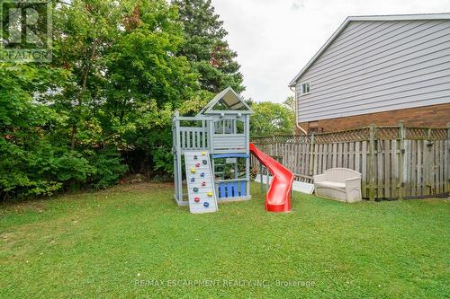 16 Boon Court, Hamilton, ON - Outdoor