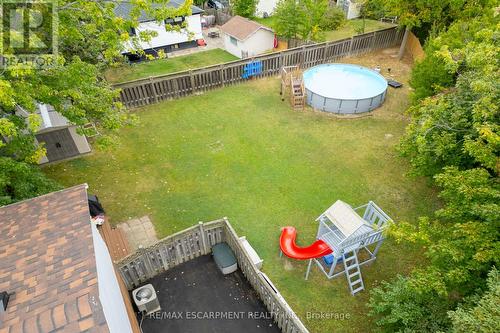 16 Boon Court, Hamilton, ON - Outdoor With Above Ground Pool