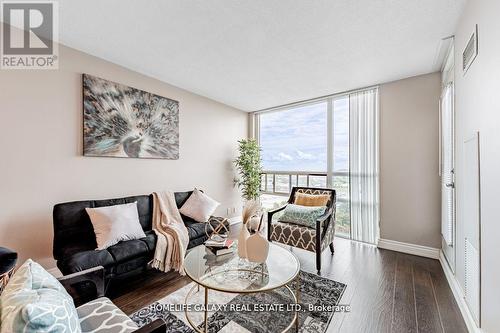 1507 - 68 Grangeway Avenue, Toronto, ON - Indoor Photo Showing Living Room