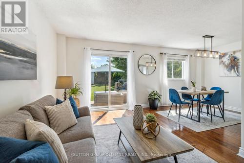 76 Ecclestone Drive, Brampton, ON - Indoor Photo Showing Living Room