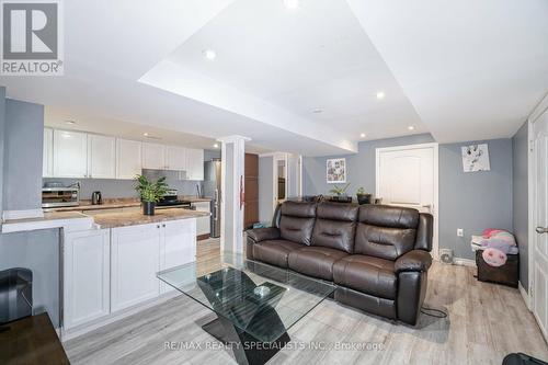 44 Kershaw Street, Brampton, ON - Indoor