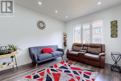 6 Monceau Road, Brampton, ON - Indoor Photo Showing Living Room