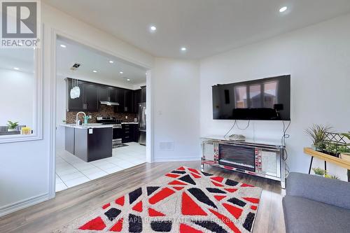 6 Monceau Road, Brampton, ON - Indoor Photo Showing Living Room