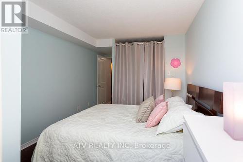 911 - 1485 Lakeshore Road E, Mississauga, ON - Indoor Photo Showing Bedroom