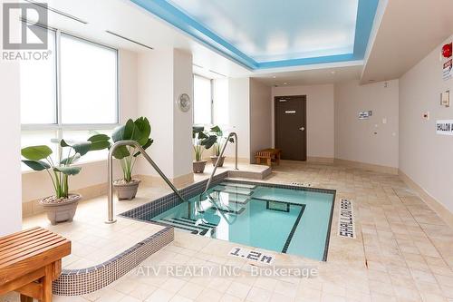 911 - 1485 Lakeshore Road E, Mississauga, ON - Indoor Photo Showing Other Room With In Ground Pool