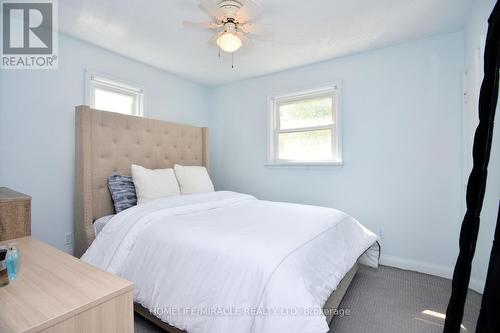 681 Crescent Road, Fort Erie, ON - Indoor Photo Showing Bedroom