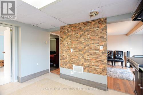 681 Crescent Road, Fort Erie, ON - Indoor Photo Showing Other Room