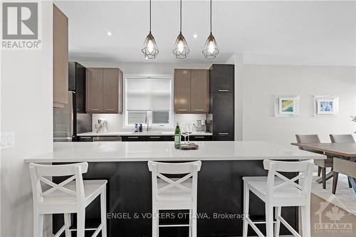 126 Orchestra Way, Ottawa, ON - Indoor Photo Showing Dining Room