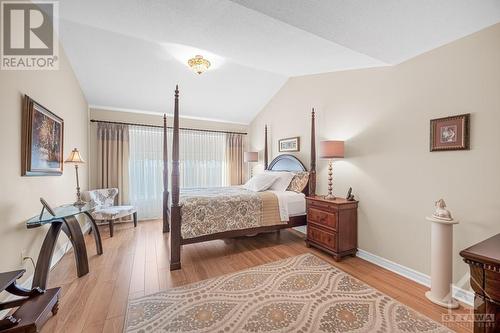 331 Nestleton Street, Ottawa, ON - Indoor Photo Showing Bedroom