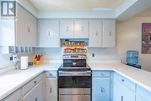 1329 Hilliard Street, Peterborough (Northcrest), ON - Indoor Photo Showing Kitchen