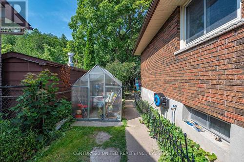 1329 Hilliard Street, Peterborough (Northcrest), ON - Outdoor With Exterior