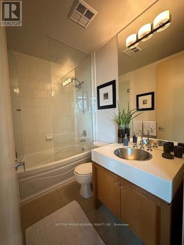 3803 - 81 Navy Wharf Crescent, Toronto (Waterfront Communities), ON - Indoor Photo Showing Bathroom