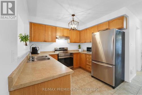 103 Spicebush Terrace, Brampton, ON - Indoor Photo Showing Kitchen With Double Sink