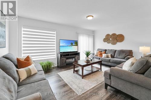 103 Spicebush Terrace, Brampton, ON - Indoor Photo Showing Living Room