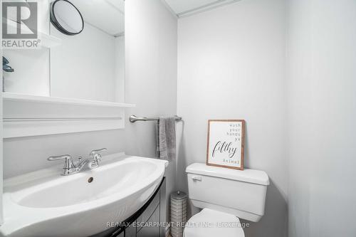 64 Melody Trail, St. Catharines, ON - Indoor Photo Showing Bathroom