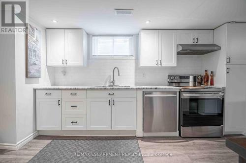 64 Melody Trail, St. Catharines, ON - Indoor Photo Showing Kitchen