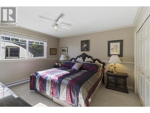 5566 Dallas Drive, Kamloops, BC - Indoor Photo Showing Bedroom