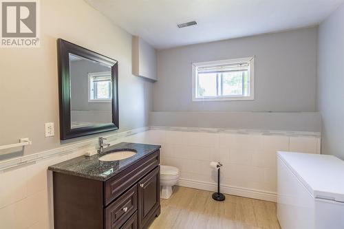 110 Greenfield Dr, Sault Ste. Marie, ON - Indoor Photo Showing Bathroom