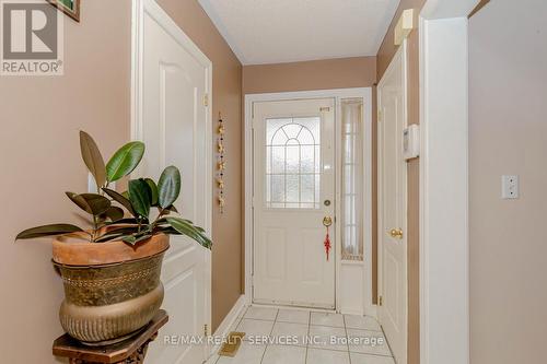 138 Pressed Brick Drive, Brampton, ON - Indoor Photo Showing Other Room