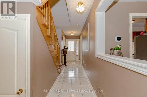 138 Pressed Brick Drive, Brampton, ON - Indoor Photo Showing Other Room