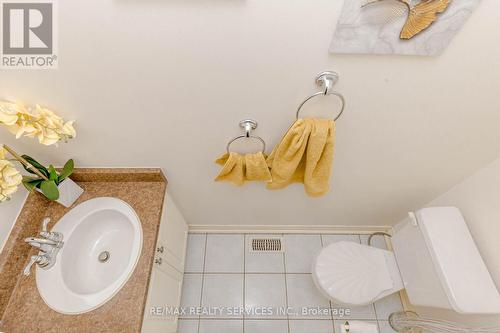 138 Pressed Brick Drive, Brampton, ON - Indoor Photo Showing Bathroom