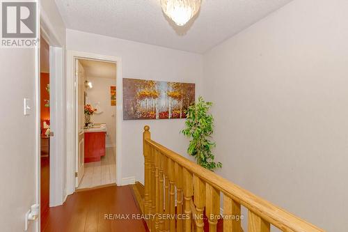 138 Pressed Brick Drive, Brampton, ON - Indoor Photo Showing Other Room