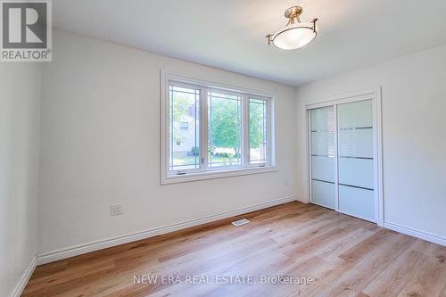 454 Mayzel Road, Burlington, ON - Indoor Photo Showing Other Room