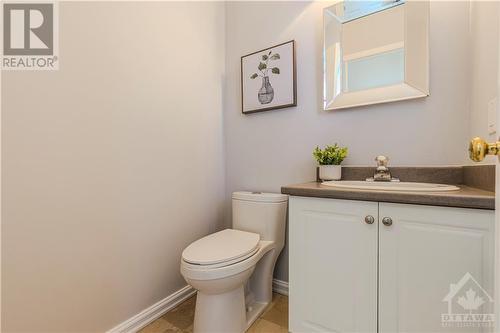 37 Hemlo Crescent, Ottawa, ON - Indoor Photo Showing Bathroom