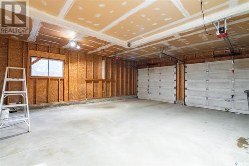 618 Whitewood Way, Saskatoon, SK - Indoor Photo Showing Garage