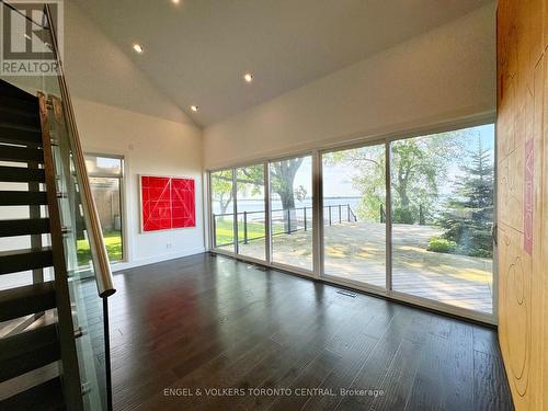 131 Peats Point Road, Prince Edward County, ON - Indoor Photo Showing Other Room