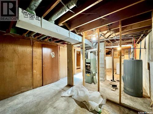 68 Irwin Avenue, Yorkton, SK - Indoor Photo Showing Basement