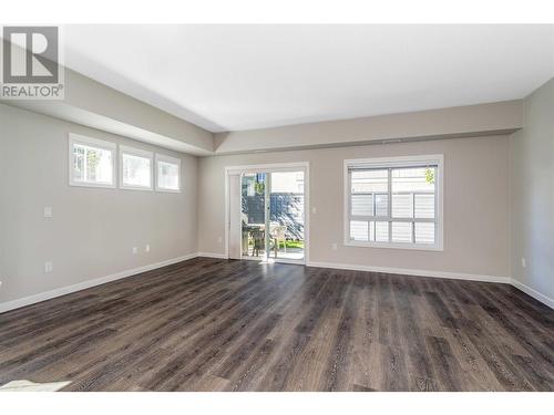 680 Old Meadows Road Unit# 68, Kelowna, BC - Indoor Photo Showing Other Room