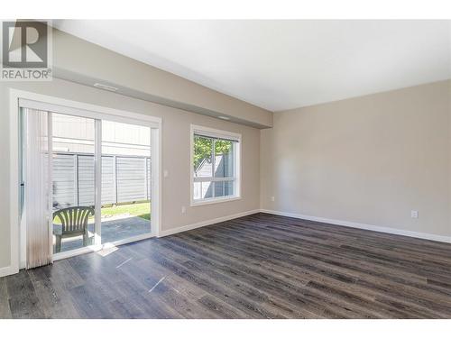 680 Old Meadows Road Unit# 68, Kelowna, BC - Indoor Photo Showing Other Room