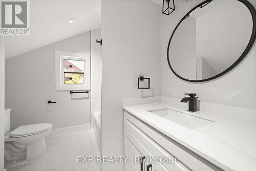 124 Colborne Street, Kawartha Lakes (Fenelon Falls), ON - Indoor Photo Showing Bathroom