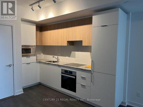 501 - 50 O'Neill Road, Toronto, ON - Indoor Photo Showing Kitchen