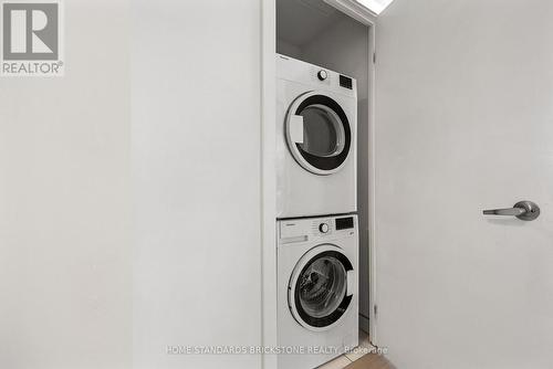 3907 - 955 Bay Street, Toronto, ON - Indoor Photo Showing Laundry Room