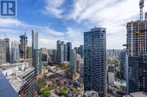 3907 - 955 Bay Street, Toronto, ON - Outdoor With Facade