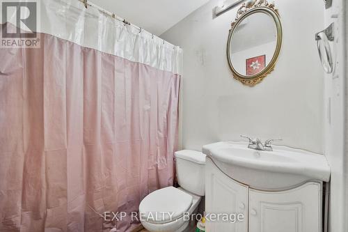 9 Tom Edwards Drive, Whitby, ON - Indoor Photo Showing Bathroom