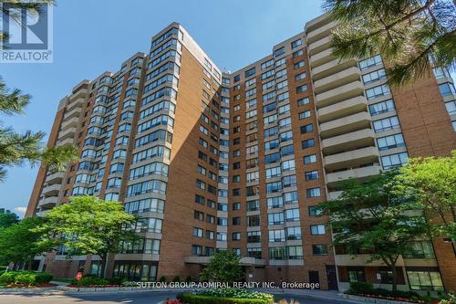 702 - 7601 Bathurst Street, Vaughan, ON - Outdoor With Facade